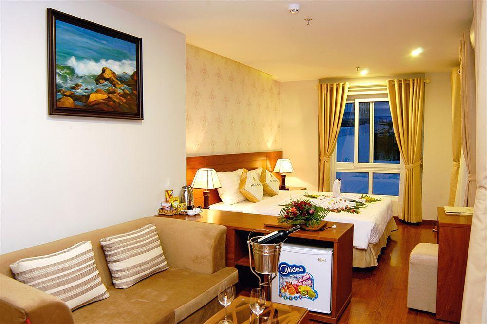 นัม ฮาง โฮเต็ล นาตรัง Hotel ญาจาง ภายนอก รูปภาพ