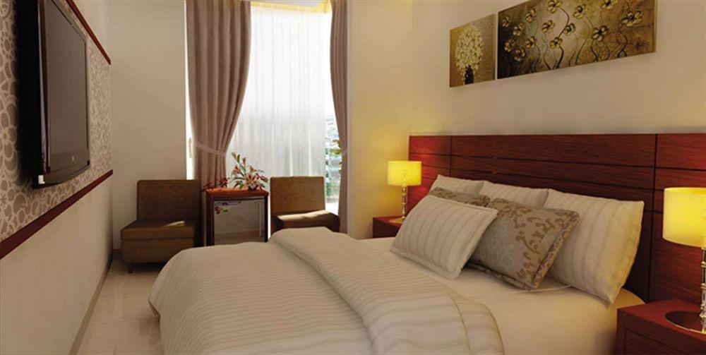 นัม ฮาง โฮเต็ล นาตรัง Hotel ญาจาง ภายนอก รูปภาพ