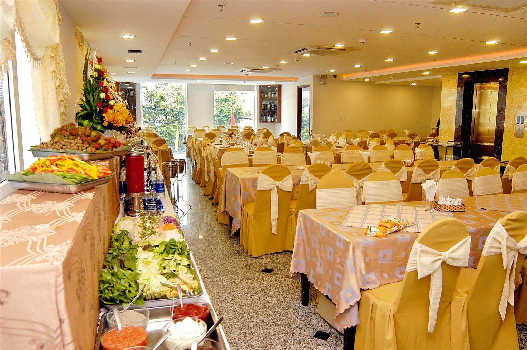 นัม ฮาง โฮเต็ล นาตรัง Hotel ญาจาง ภายนอก รูปภาพ